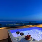 Albatross Beach Front Villas *