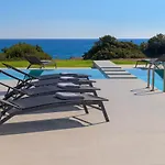 Albatross Beach Front Villas Villa