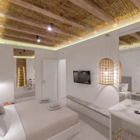 Albatross Front Villa *