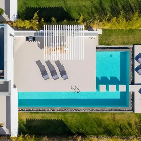 Albatross Front Γεννάδι