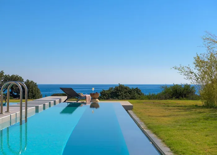 Villa Albatross Front