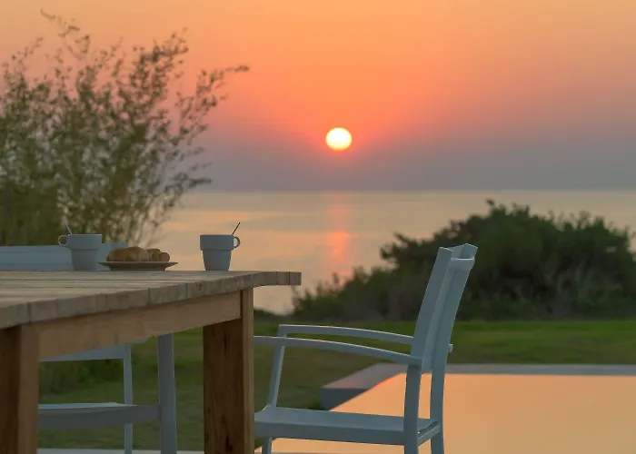 וילה Albatross Front גנאדי