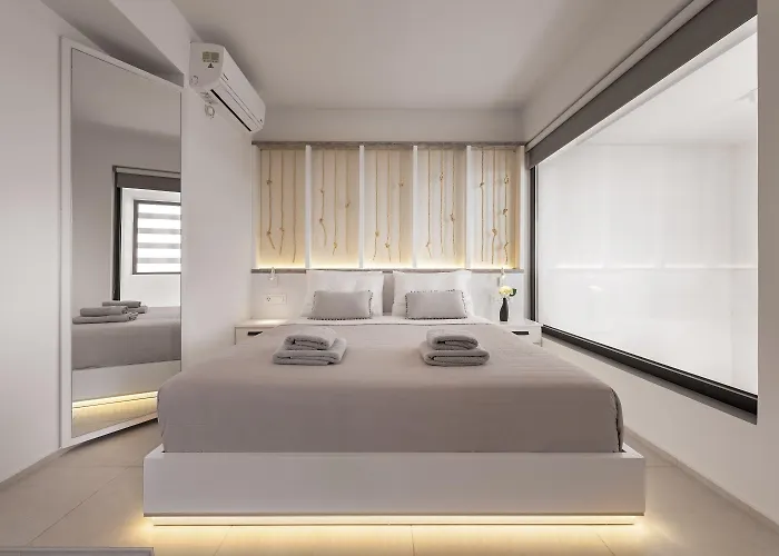 Albatross Front Villa Jenádi