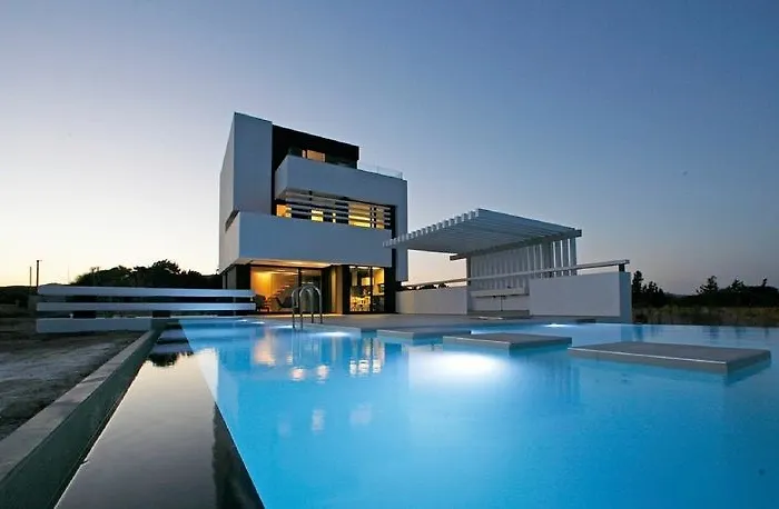 Albatross Front * גנאדי