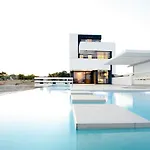 Albatross Beach Front Villas * Gennadi