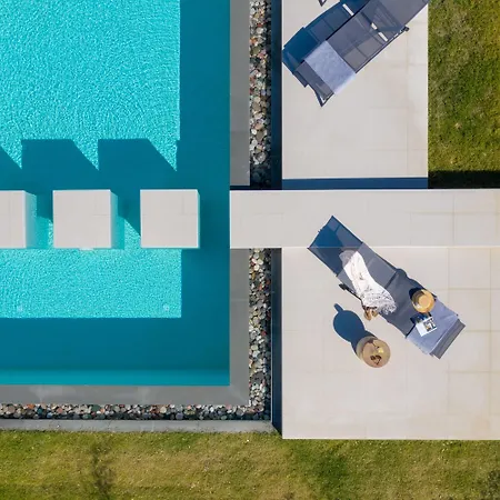 Albatross Beach Front Villas Villa *