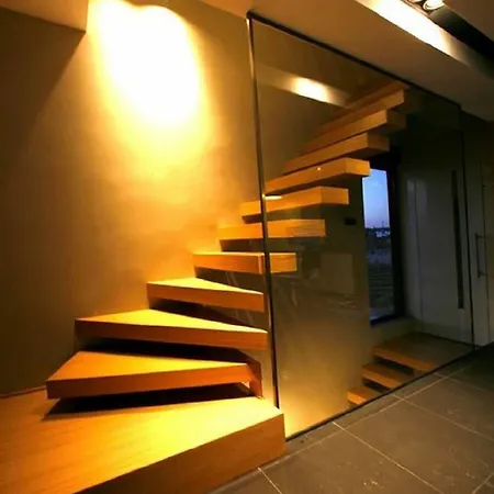 Albatross Front * Gennadi