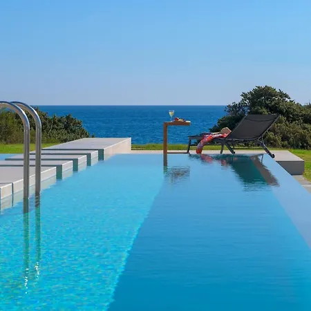 Villa Albatross Beach Front Villas Gennadi