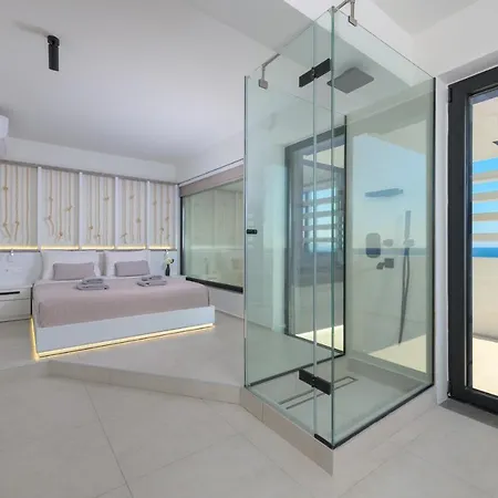 Albatross Beach Front Villas Villa *