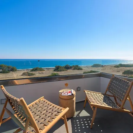 Albatross Front Villa