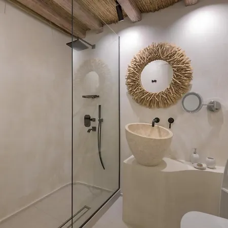 Albatross Beach Front Villas Gennadi